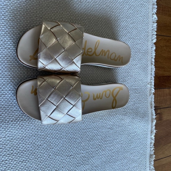 Sam Edelman Women's Adaley Slip On Gold Woven Sandals, 1” White Platform, Size 9 - Picture 3 of 6